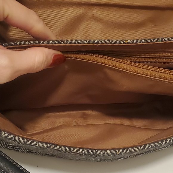 Nine West gray herringbone tweed convertible baguette purse - Picture 15 of 16